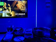 -唯爱KTV聚会餐厅(仙林东城汇店)