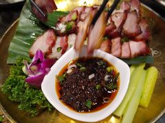 -老滇山寨•云南特色菜•地方菜•民族风情歌舞表演(金碧店)