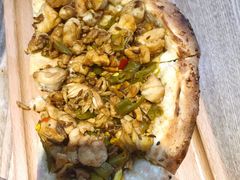 馕披萨-壹粉屋新疆炒米粉(建外SOHO东区店)