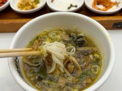 -乡党臊子面(丰庆公园店)