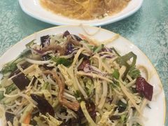 -鹤乡东北菜(崮山路店)