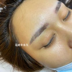 -花岐款式专研健康美甲沙龙