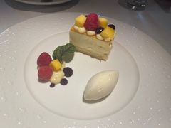 菠萝红西柚-弗兰克牛排西餐厅Ribone steak house(柠檬花园店)