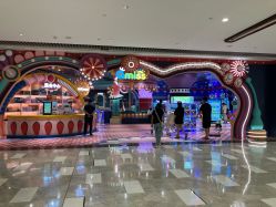 -Qmiss家庭娱乐中心(恒隆广场店)