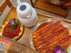 -明洞阿姨·韩式酱蟹烤肉·创意料理(方庄店)