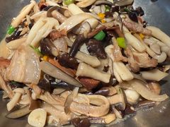 -老湘村·湖南土菜(天河维多利店)