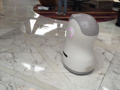 -上海滴水湖皇冠假日酒店