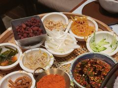 -包整·丝娃娃(一览甲秀楼风景店)