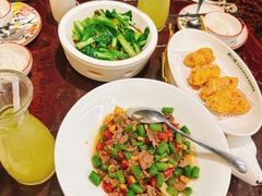 -新白鹿餐厅(爱琴海购物中心店)