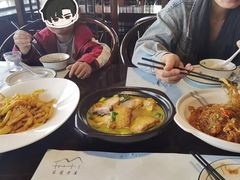 -梁子湖东篱老屋生态庄园