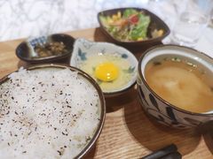 -自由之丘