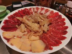 潮牛六拼-潮界(虹桥新天地店)