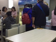 -雪露酸奶
