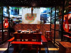 大堂-莽子老火锅(大坪店)