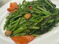 -肥仔文澳门猪骨煲(南京西路店)