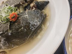 -隆江大酒店(雯婕商务楼店)