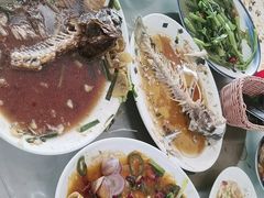 -红月湾海鲜饭店•沙滩海景(双月湾店)