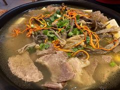 -乡土特色.冷锅鱼.牦牛肉汤锅