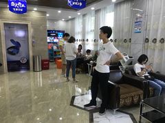 -茂菊口腔连锁(浦东南路店)