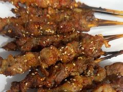 -巴汗羊肉串烧烤店