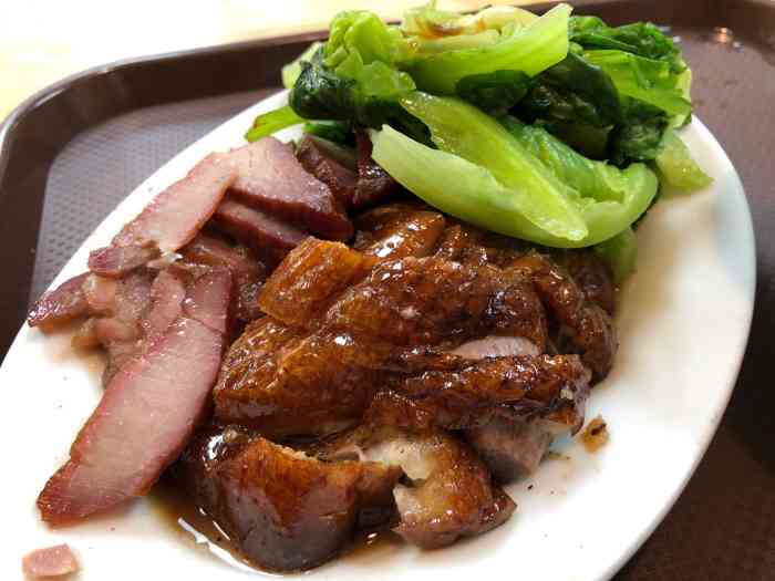 利苑烧味(山紫店)-"最近想吃烧味,点评搜了这家,据说是老字号.