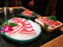 -韩烧牛中牛·甄选黑牛烤肉(黑金店)