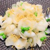 门口泊车车钥匙给他们就行了