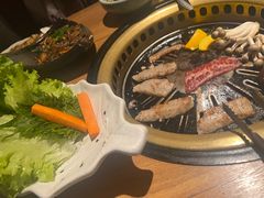 -炼火烤肉店