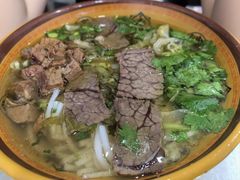-花溪牛肉粉(八鸽岩店)