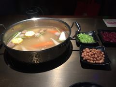 -左庭右院鲜牛肉火锅(新梅广场店)