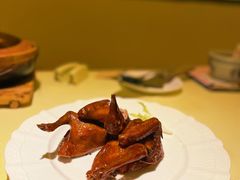 红烧乳鸽-惠食佳(滨江大公馆店)