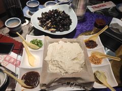 -95号酱骨·一块豆腐(展春园西路店)