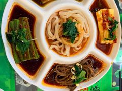 -令氏家外家周秦食府(高新店)
