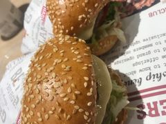 -The Habit Burger Grill 哈比特汉堡(爱琴海店)