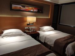 -峨眉山世纪阳光大酒店(峨眉高铁站店)