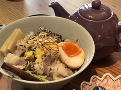 -啢啢茶寮(芳华横街店)