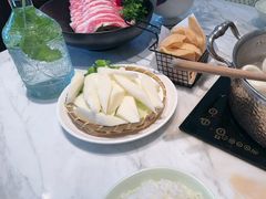 -椰子不语 椰子鸡火锅(淮海店)