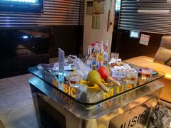 -悦汇商务会所KTV夜总会(松江店)