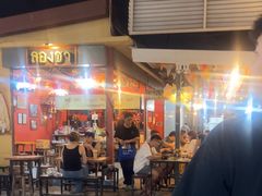 -席娜卡琳火车铁道夜市