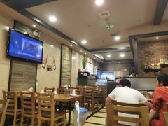 大堂-喇喇排骨火锅·传统韩式脊骨汤(望京西园总店)