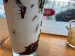 -LAVAZZA拉瓦萨咖啡(仁恒梦中心店)