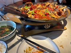 -鸣记脆皮烤鱼·海鲜烤鱼(三八广场店)