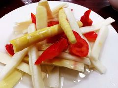 泡菜-荣生萝卜汤饭店