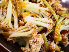 -东北四季饺子王(华山路店)