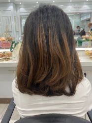 -镁连社·美联社