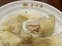 刀鱼馄饨-老半斋(福州路店)