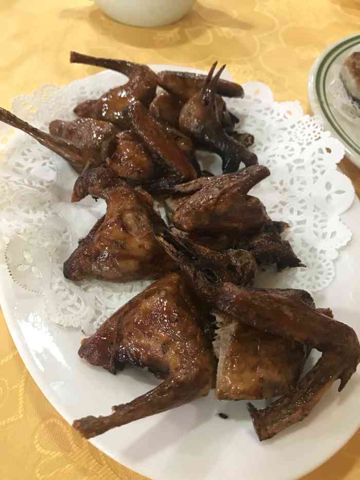 均安鱼庄(芳村总店)-"交通都算方便啦喺食街旁边,但系停车位窄啲.