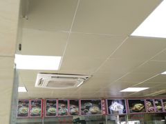 -华威达牛庄(黄埔大道西店)