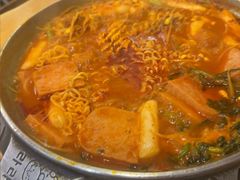 -喇喇排骨火锅·传统韩式脊骨汤(望京西园总店)