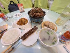 -聚德华天烤肉季·宴会厅(什刹海总店)